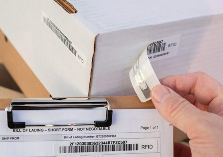 Printable RFID tag with embedded RFID inlay