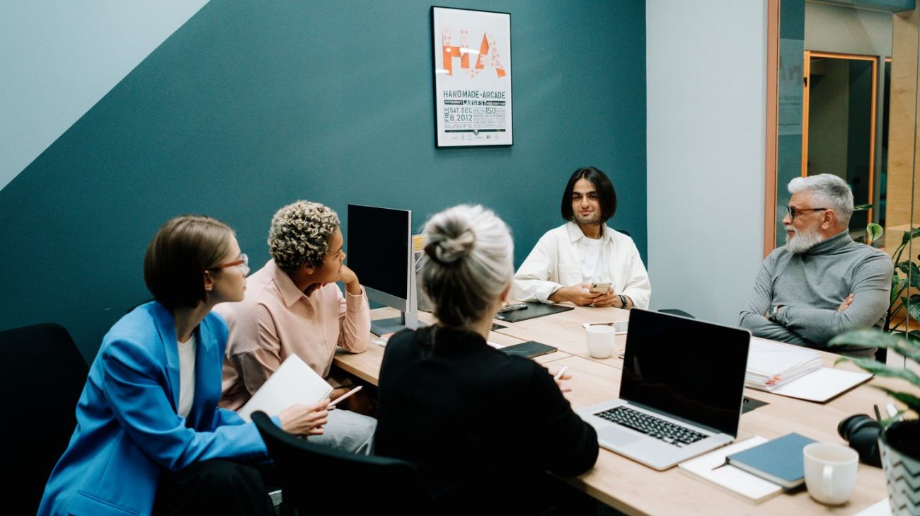 Retail team reviewing inventory accuracy figures