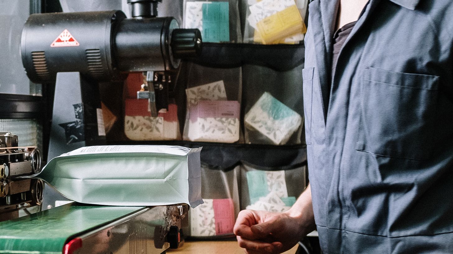 TTO ribbons running in an overprinter on a flexible packaging sealing line